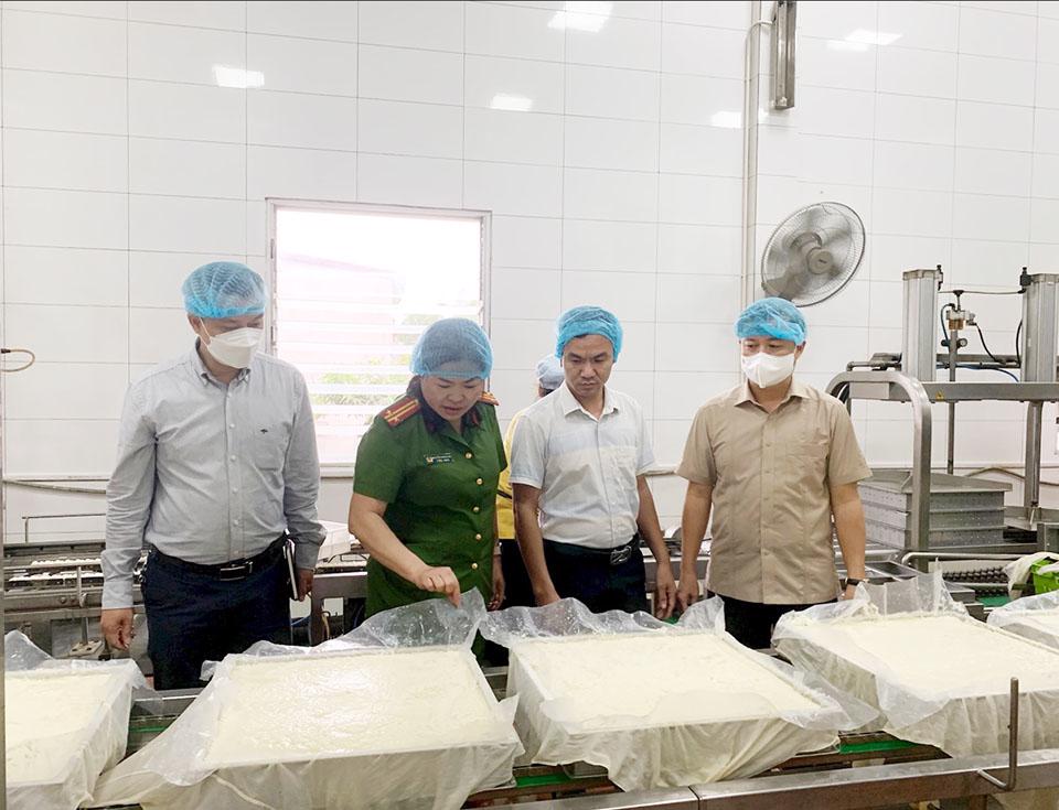 Thành phố Hà Nội 'siết chặt' vấn đề an toàn thực phẩm